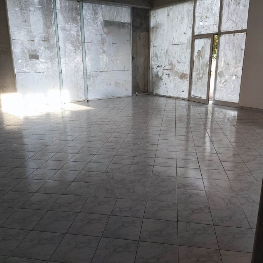 (Προς Ενοικίαση) Επαγγελματικός Χώρος Κατάστημα || Ανατολική Αττική/Αχαρνές (Μενίδι) - 85 τ.μ, 650€ 