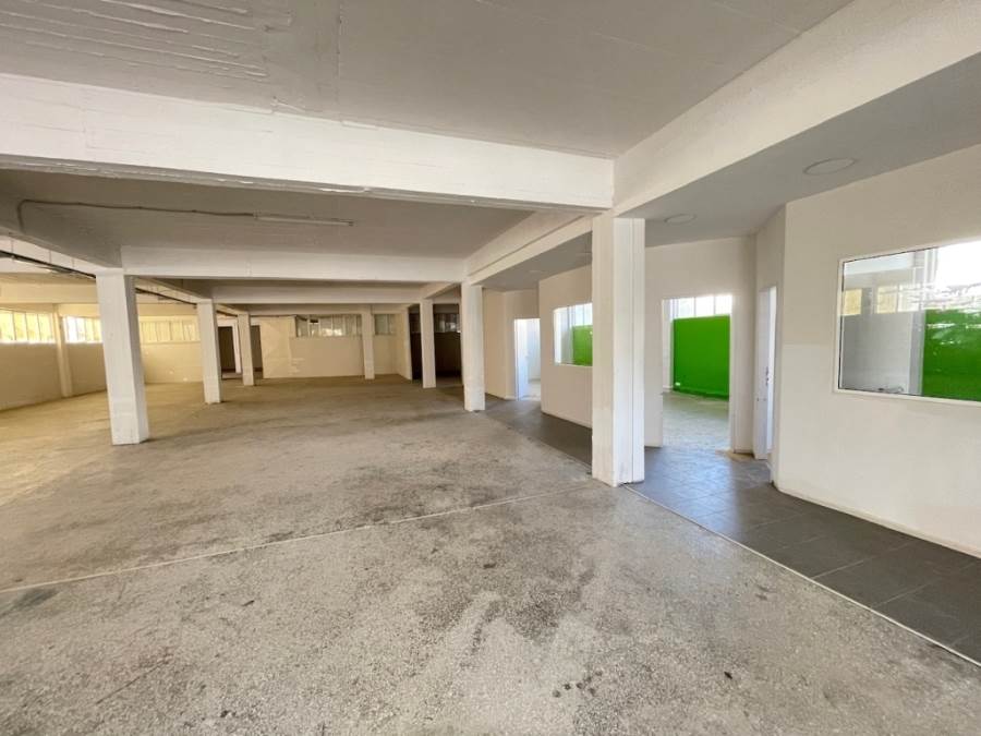 (Προς Ενοικίαση) Επαγγελματικός Χώρος Επαγγελματικός Χώρος || Αθήνα Βόρεια/Μεταμόρφωση - 2.900 τ.μ, 15.900€ 