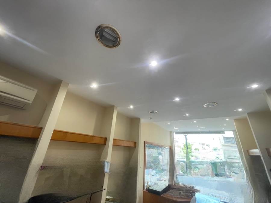 (Προς Ενοικίαση) Επαγγελματικός Χώρος Κατάστημα || Ανατολική Αττική/Αχαρνές (Μενίδι) - 130 τ.μ, 1.200€ 